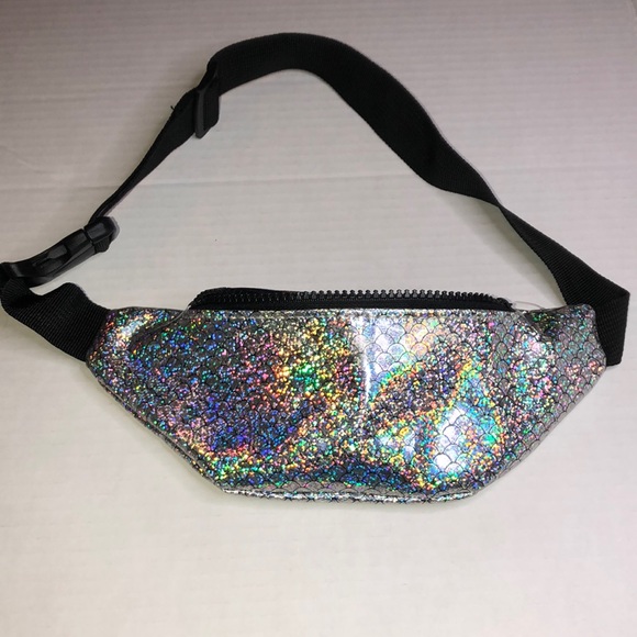 Iridescent Zip Fanny Bag - Picture 2 of 8